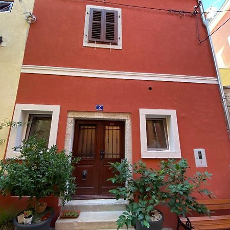 Guesthouse Riba Върсар Екстериор снимка