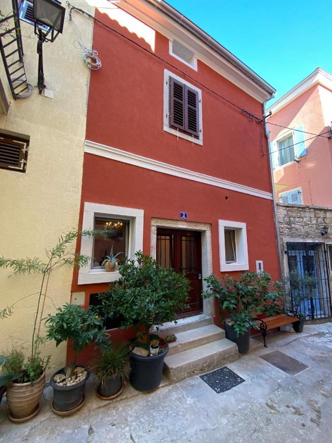 Guesthouse Riba Върсар Екстериор снимка